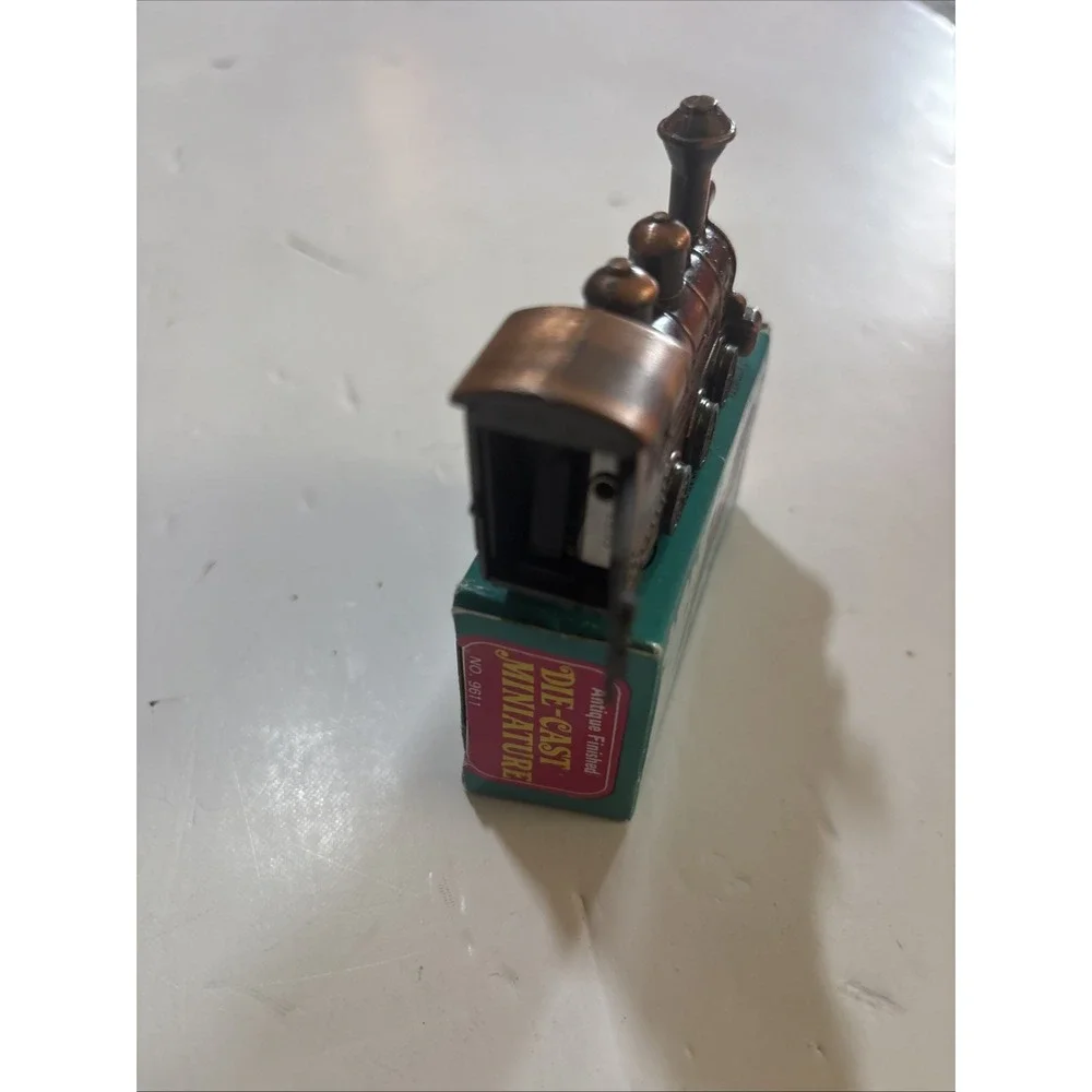 Vintage Bronze Die-Cast Metal Train Engine Sharpener Locomotive /w Box #9611 EUC